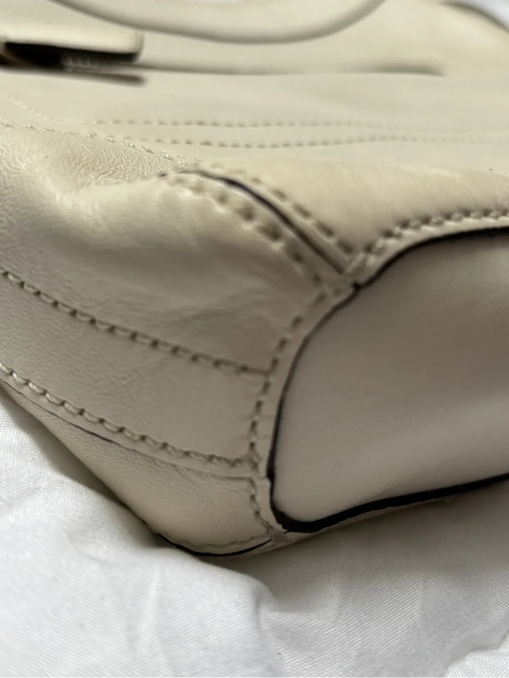 Y2K Beauty- Coach Bleecker Slim Duffle Bag